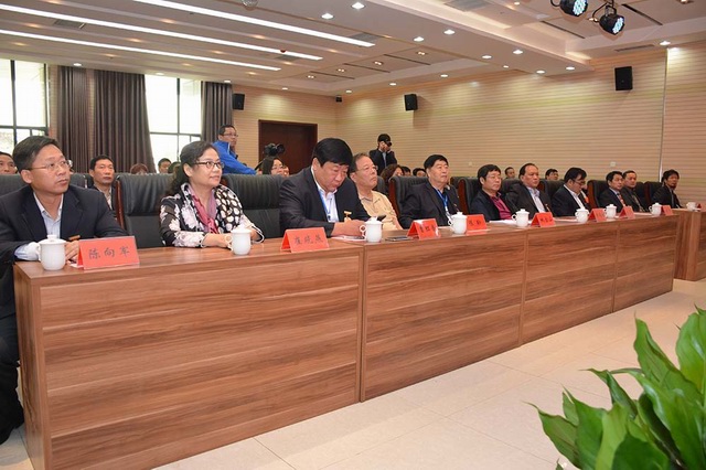 1475983292704649.jpg 儀式現(xiàn)場-3.jpg