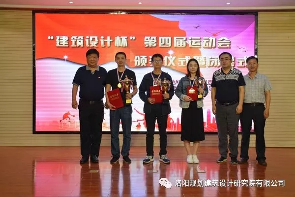 1537231909663205.jpg 640.webp (9).jpg