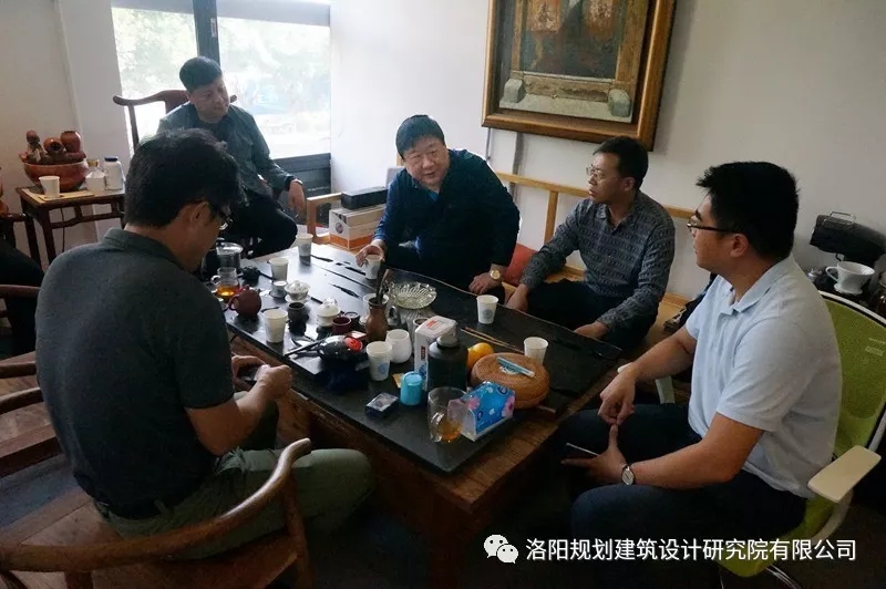 1542787212523094.jpg 640.webp (7).jpg