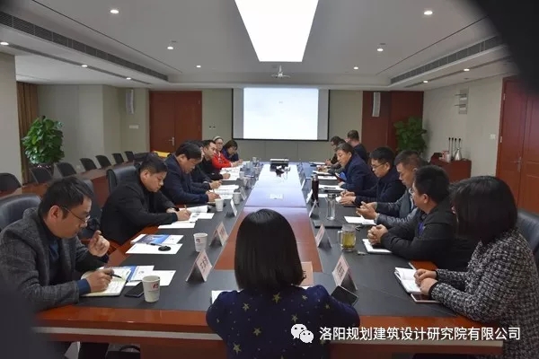 1542959790138011.jpg 640.webp (5).jpg