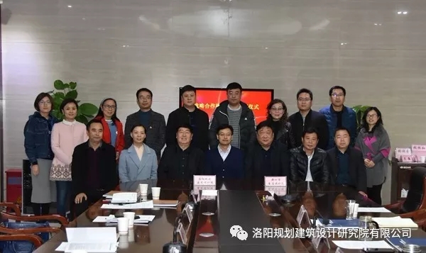 1542959898700041.jpg 640.webp (11).jpg