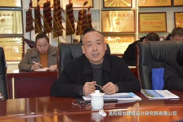 1548755637120859.jpg 640.webp (2).jpg