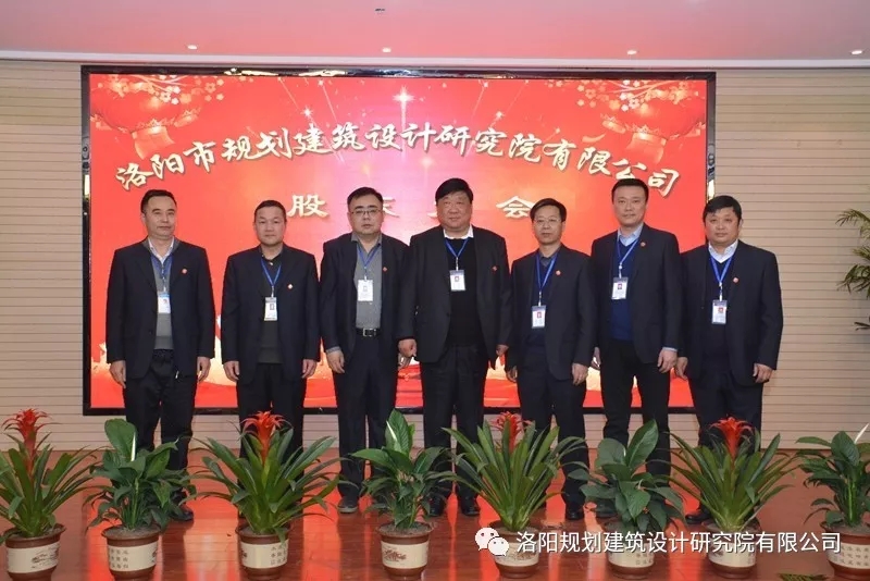 1550645901619098.jpg 640.webp (7).jpg