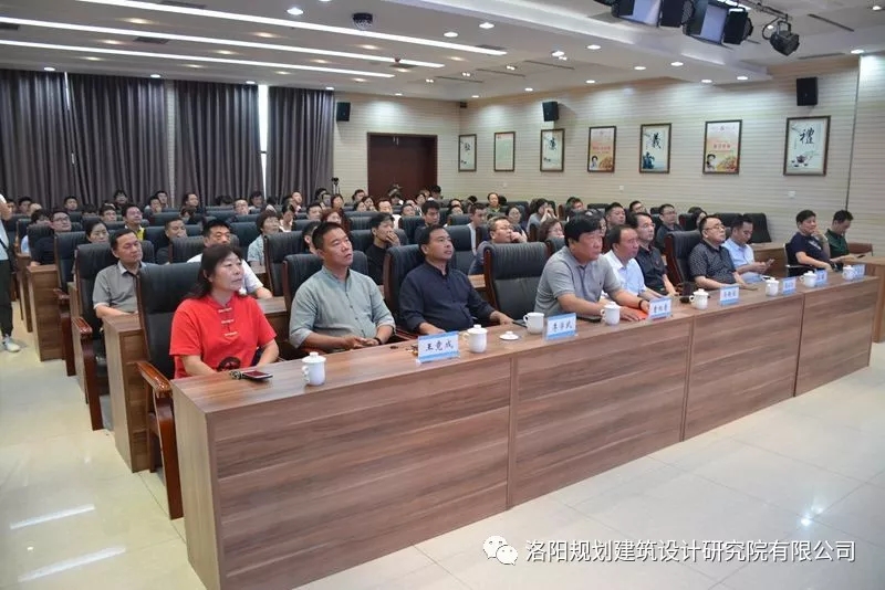 1559616402353721.jpg 640.webp.jpg