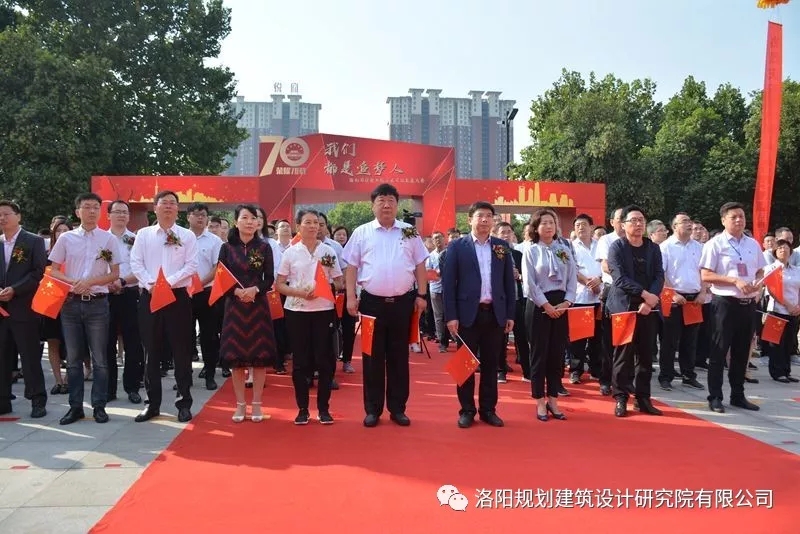 1569459841361553.jpg 640.webp.jpg