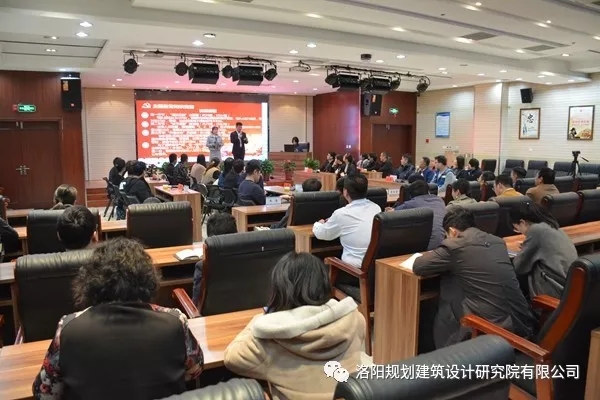 1574062402152160.jpg 640.webp (8).jpg