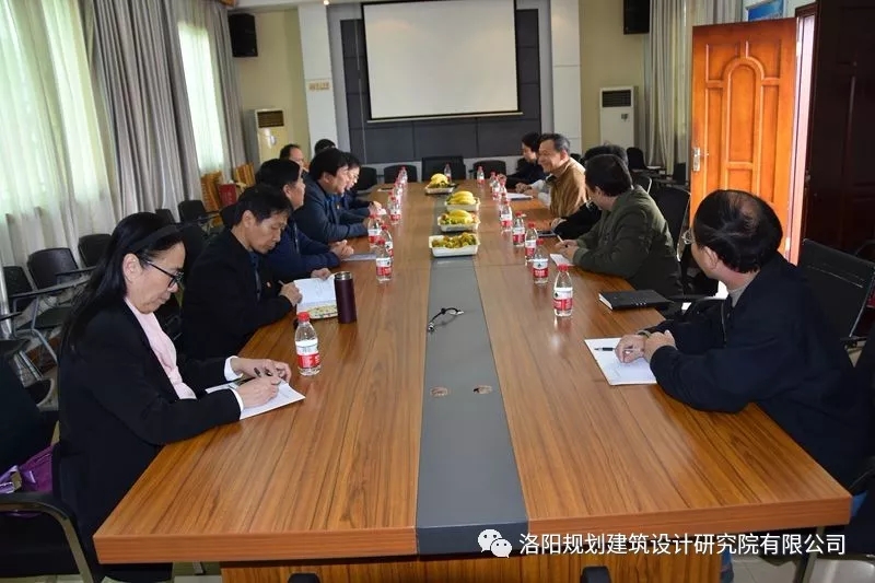 1575334138116689.jpg 640.webp (4).jpg