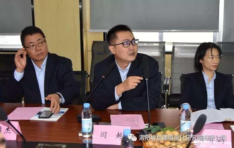 1575334159518403.jpg 640.webp (7).jpg