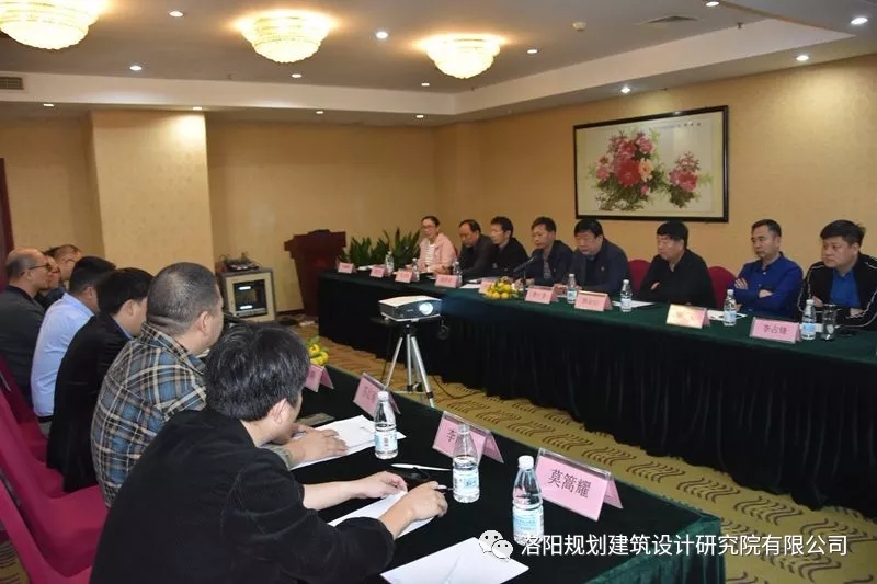 1575334358110669.jpg 640.webp (11).jpg