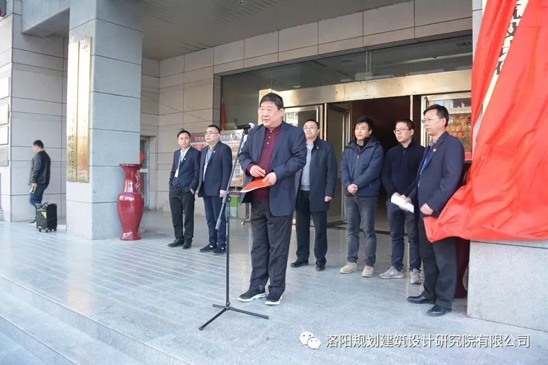 1576050590121573.jpg 640.webp (1).jpg