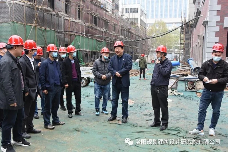 1586223386775475.jpg 640.webp (3).jpg