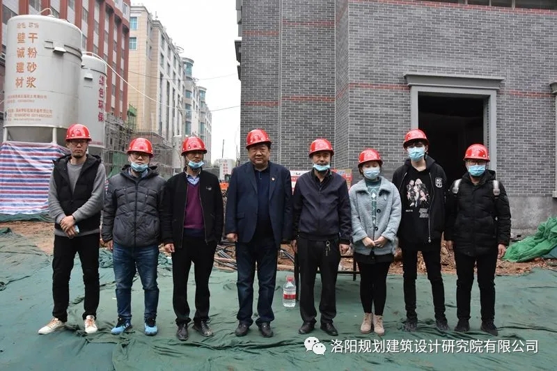 1586223435963481.jpg 640.webp (11).jpg