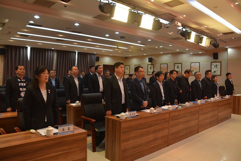 1588130626993216.jpg 9.大會在團結(jié)就是力量的歌聲中圓滿結(jié)束.jpg