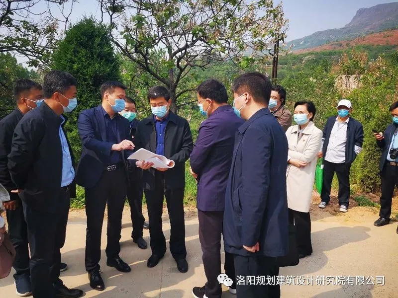 1588131065378894.jpg 640.webp (1).jpg