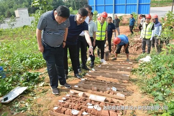 1596096060890069.jpg 640.webp (10).jpg