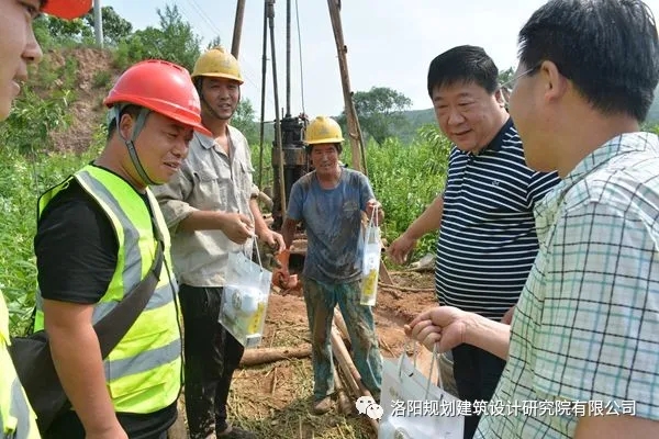 1596096087766826.jpg 640.webp (13).jpg