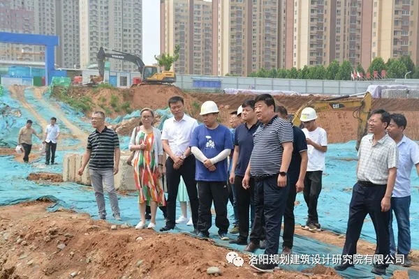 1596096116314045.jpg 640.webp (15).jpg