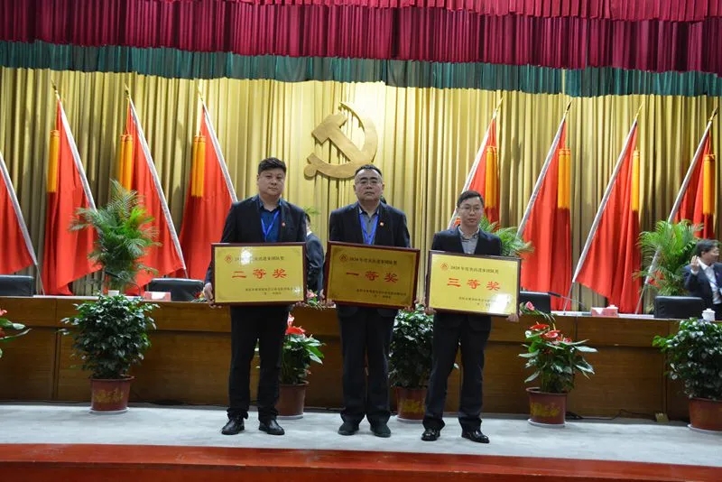 1619079559172127.jpg 640.webp (8).jpg