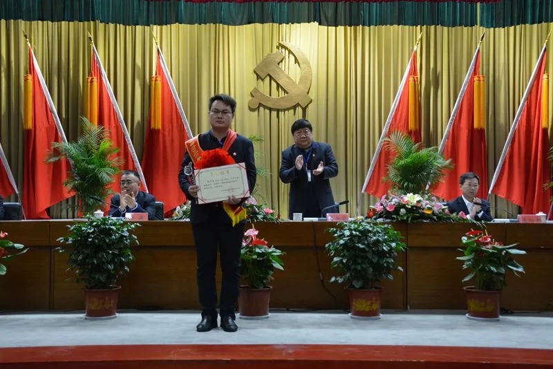 1619079651558724.jpg 640.webp (12).jpg