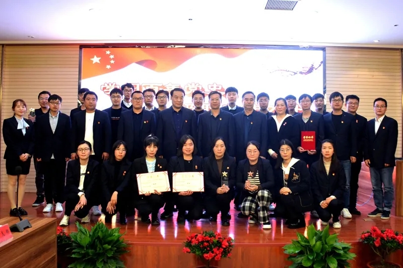 1634803656416848.jpg 640.webp (18).jpg